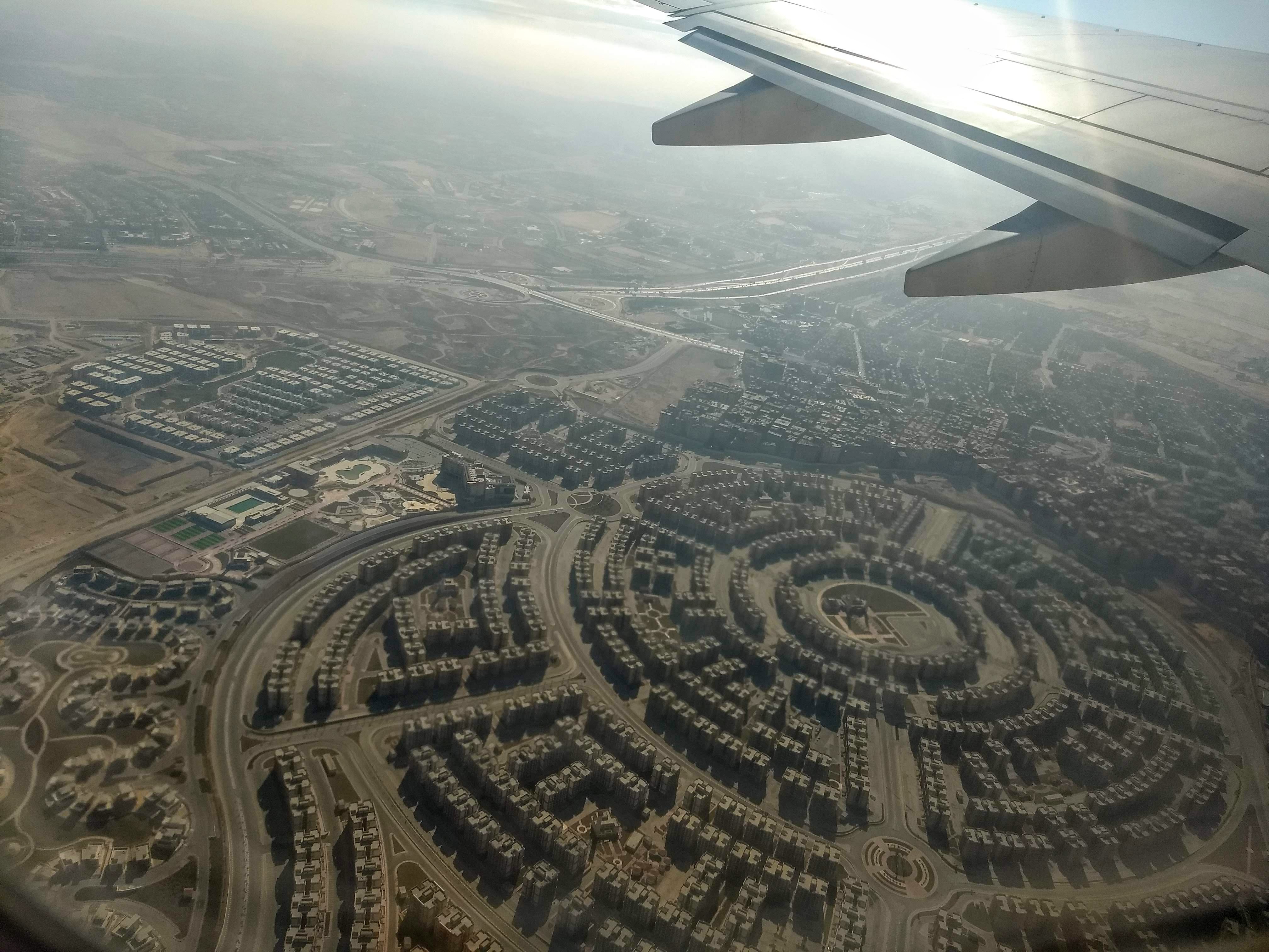 कैरो वरून टेकऑफ करताना